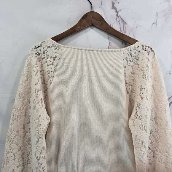 By Anthropologie Shirt Womes Large Cream Lace Sleeve Balloon Faux Wrap Sweater - Picture 8 of 15